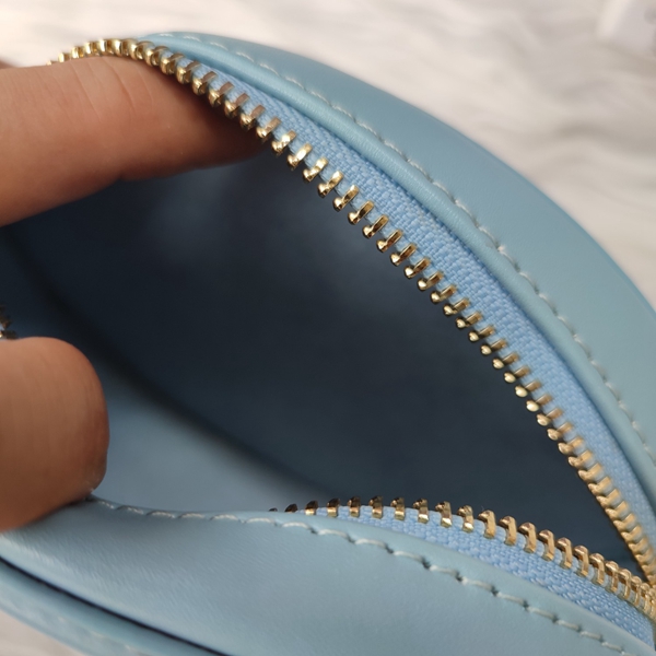 スーパーコピーブランドバッグ着用イメージ